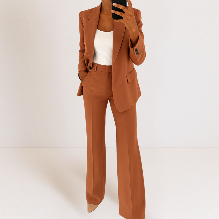 Leonia | Ensemble ajusté de blazer et pantalon