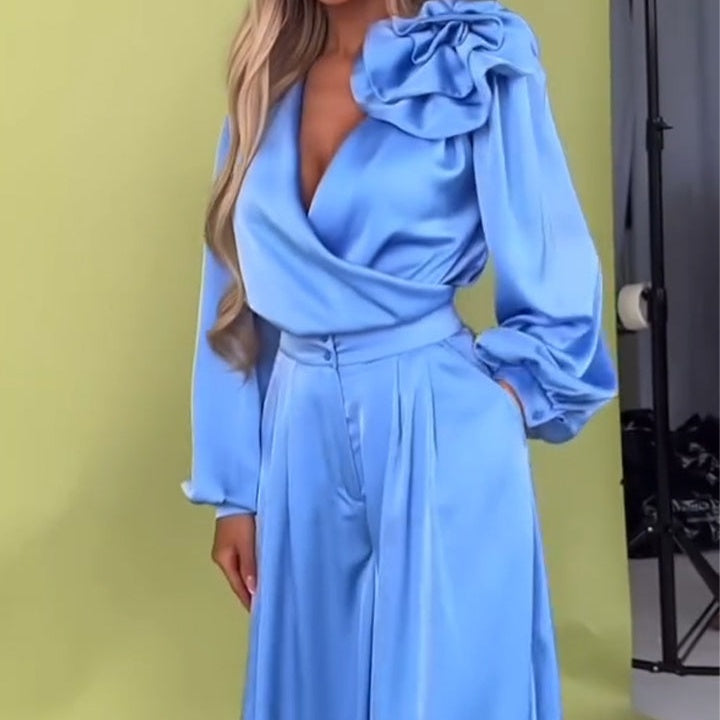 Witoria | Ensemble élégant en satin – chemise croisée à manches longues et pantalon large