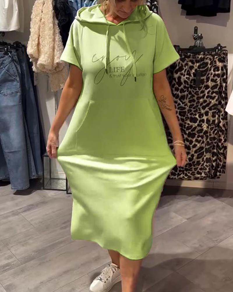 Saskia | Robe décontractée avec capuche