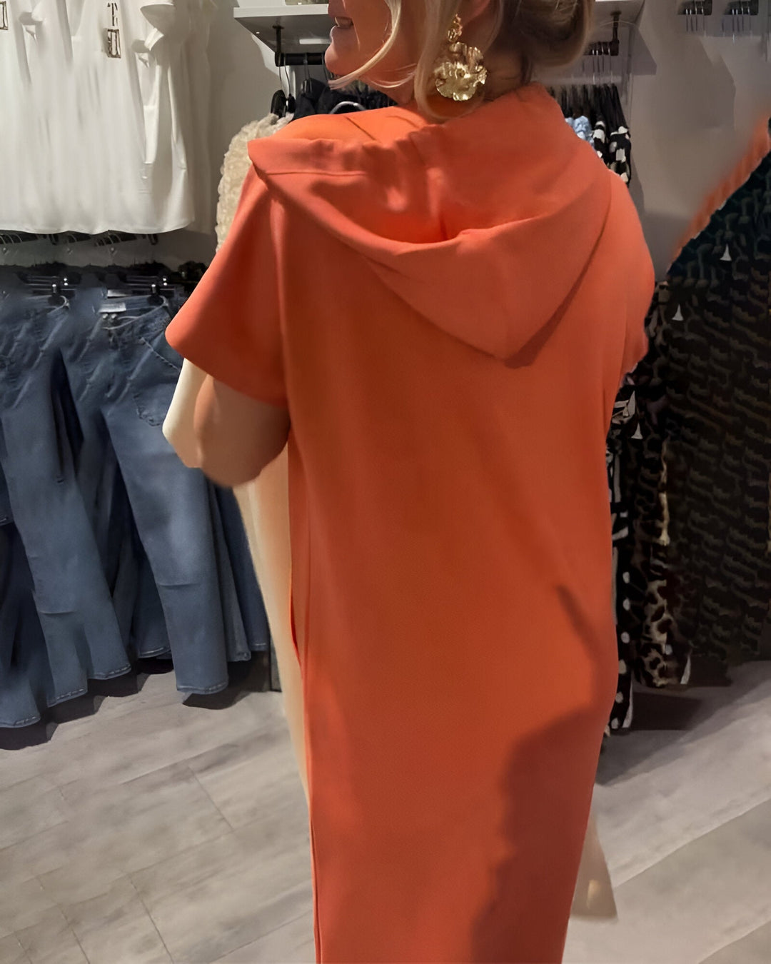 Saskia | Robe décontractée avec capuche