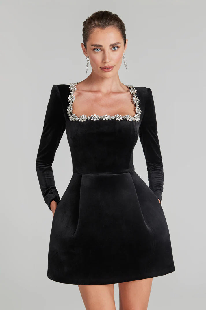 Aleksandra | Robe mini en velours pour princesse