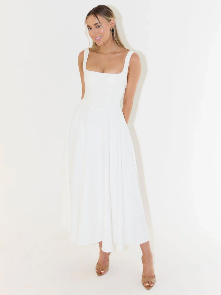 Helena | Robe longue avec décolleté carré