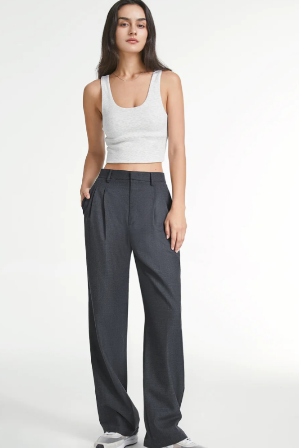 Paulina | Pantalon à jambes larges et plis – élégance à chaque pas