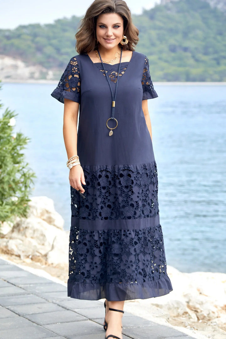 Kalina | Robe maxi en dentelle bleu marine