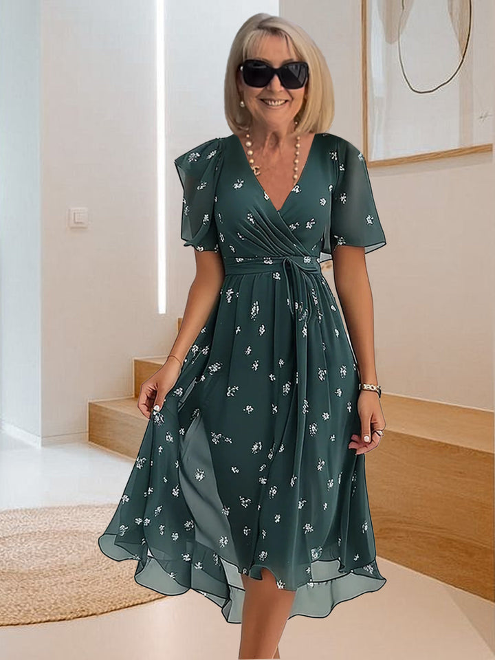Alicja | Robe décontractée avec impression simple et décolleté en V