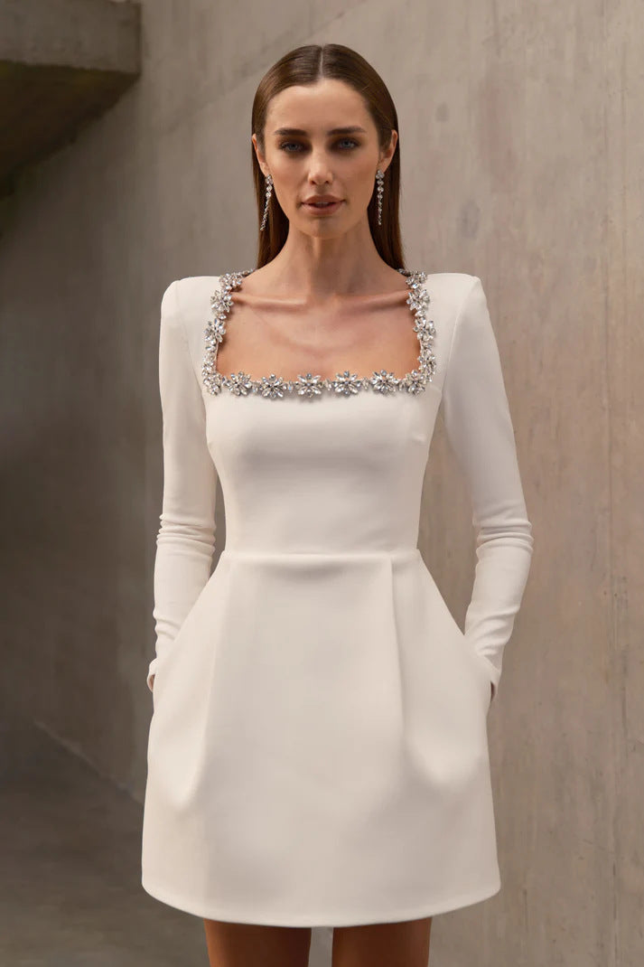 Aleksandra | Robe mini en velours pour princesse