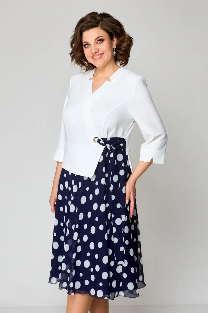 Jagienka | ensemble féminin au charme intemporel pour toutes les courbes