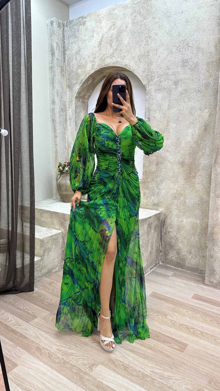 Helena | Robe Maxi Plissée aux Teintes de Coucher de Soleil
