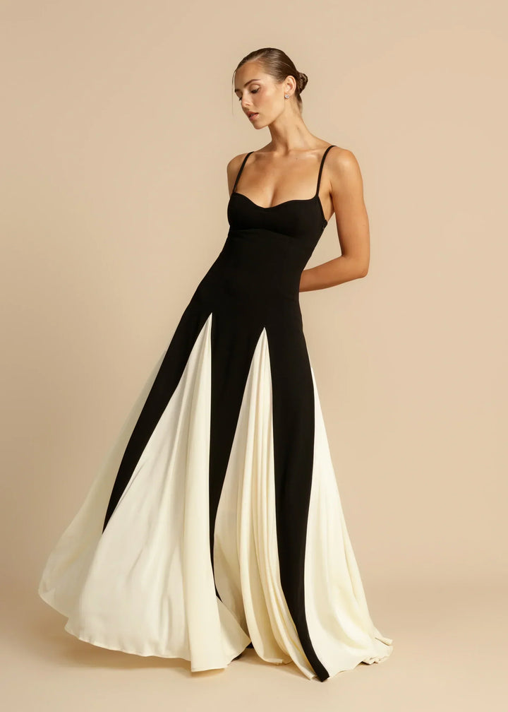 Celina | Robe maxi intemporelle en noir et ivoire