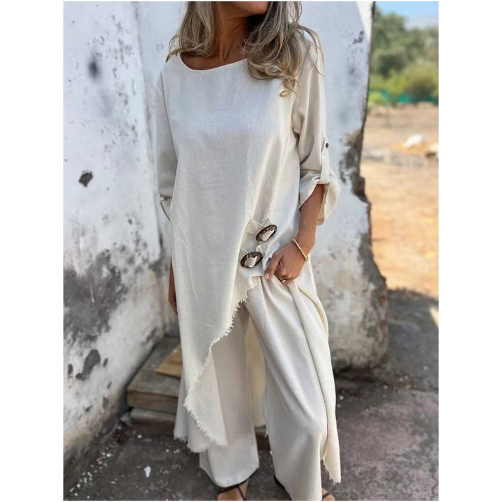 Marta | Ensemble deux pièces pour femmes avec une robe asymétrique et un pantalon décontracté