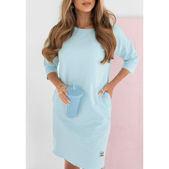 Liwia | Robe midi classique avec décolleté rond et poches